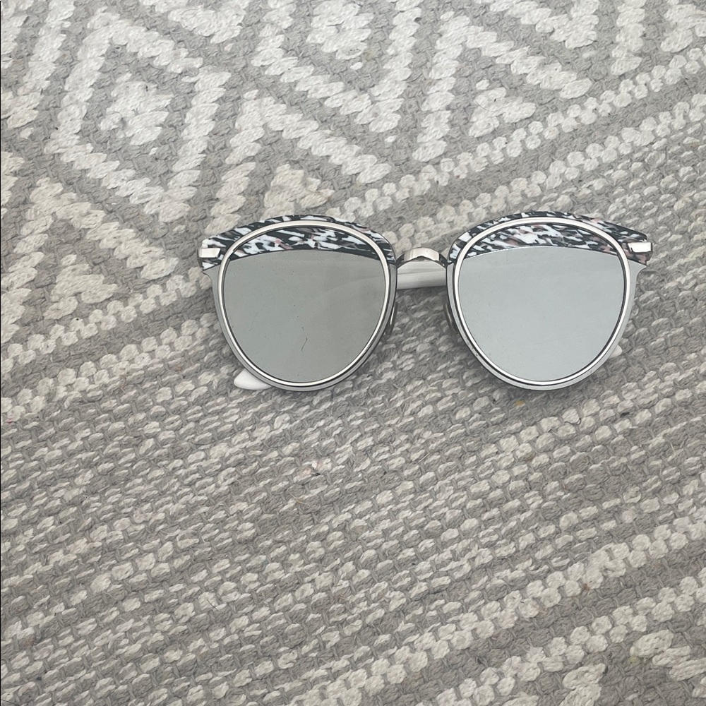 Dior sunglasses with mirrored lens